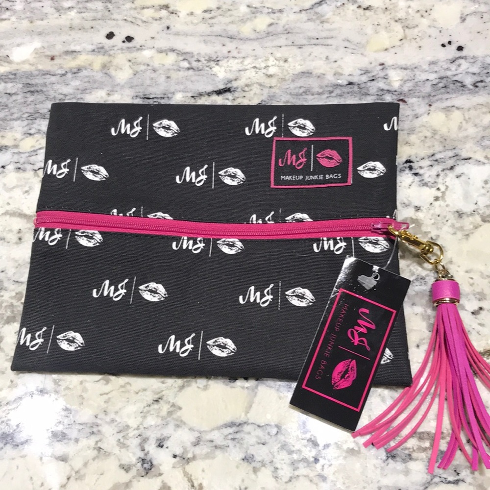 Make up junkie bag